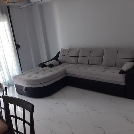 Villa Leonids 2 Nea Kallikrateia Екстериор снимка