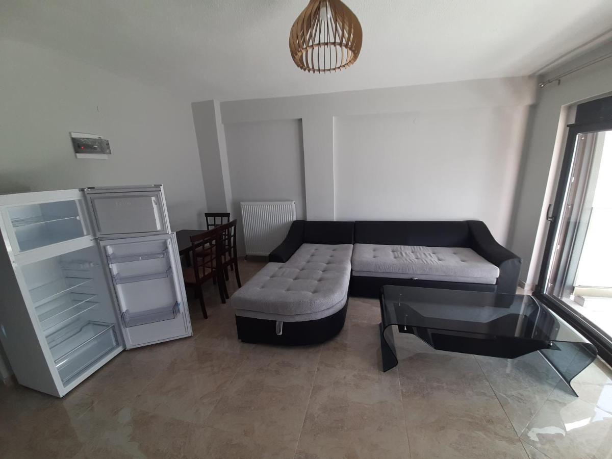 Villa Leonids 2 Nea Kallikrateia Екстериор снимка